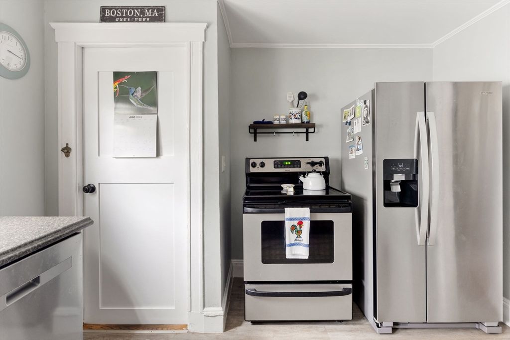 Interior, Kitchen, Stainless Steel Appliances, Wood Texture Flooring
