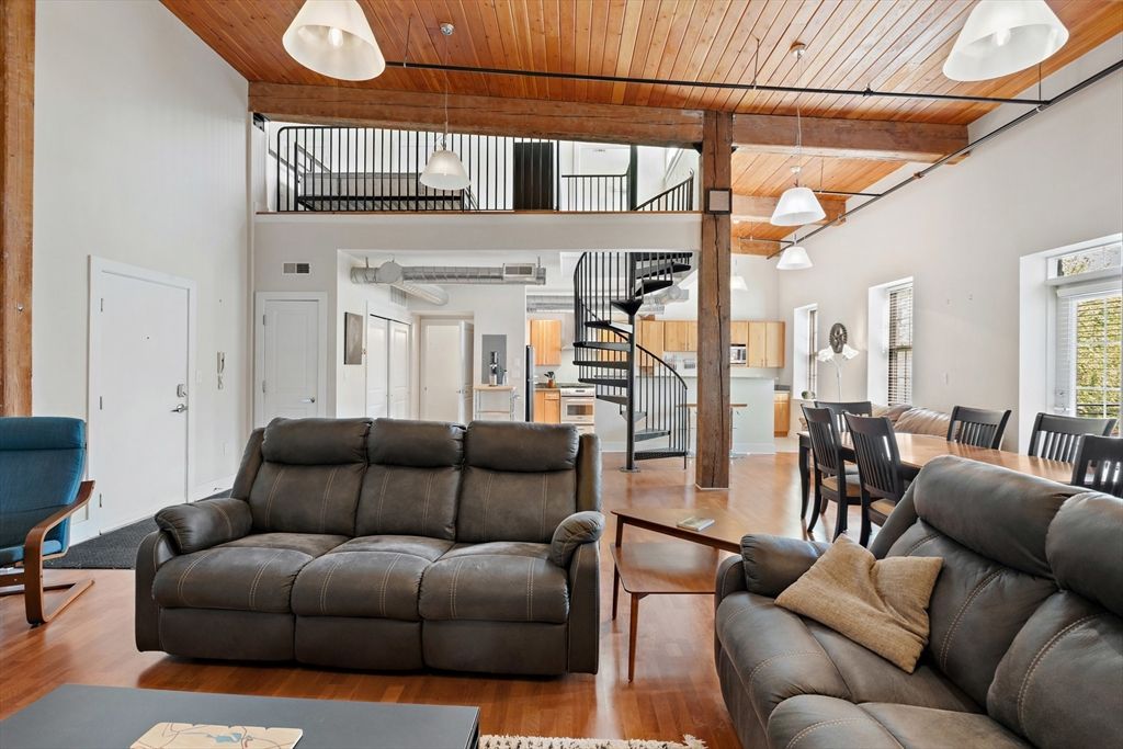 Interior, Living room, Pendant Lights, Wooden Beams, Wooden Ceilings, Wood Texture Flooring