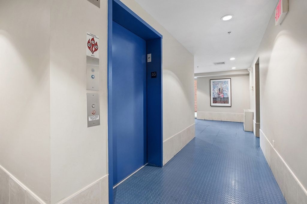 Elevator, Interior, Recessed Lighting