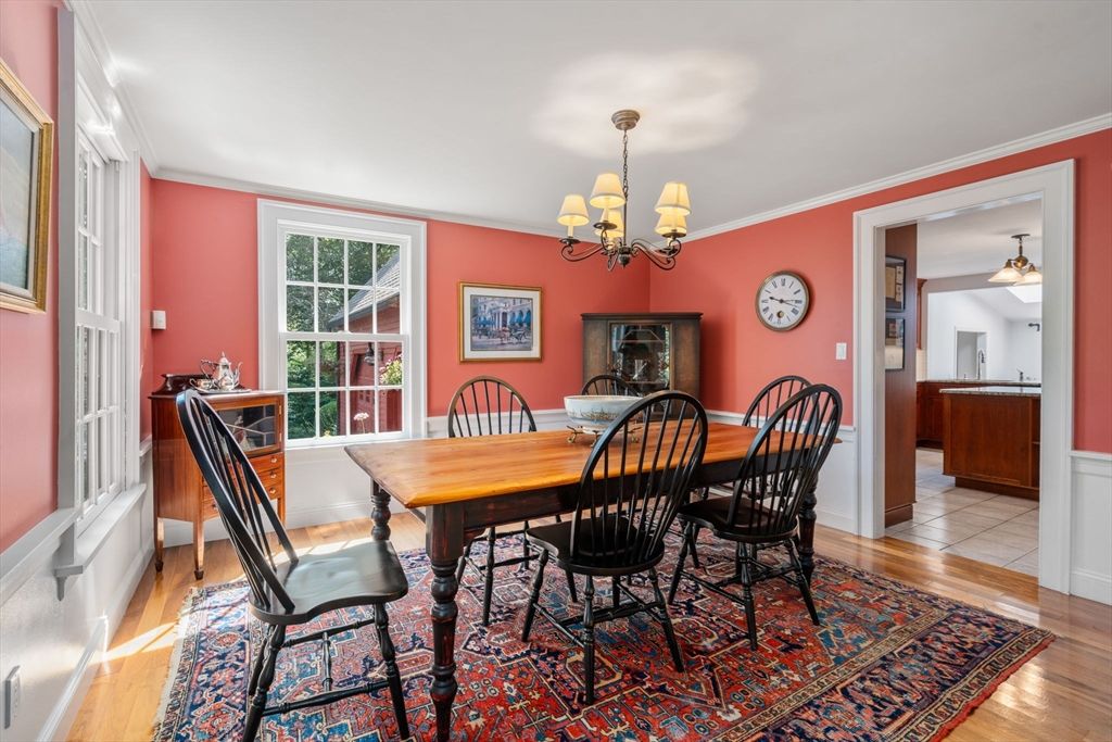 Chandelier, Dining room, Interior, Wood Texture Flooring
