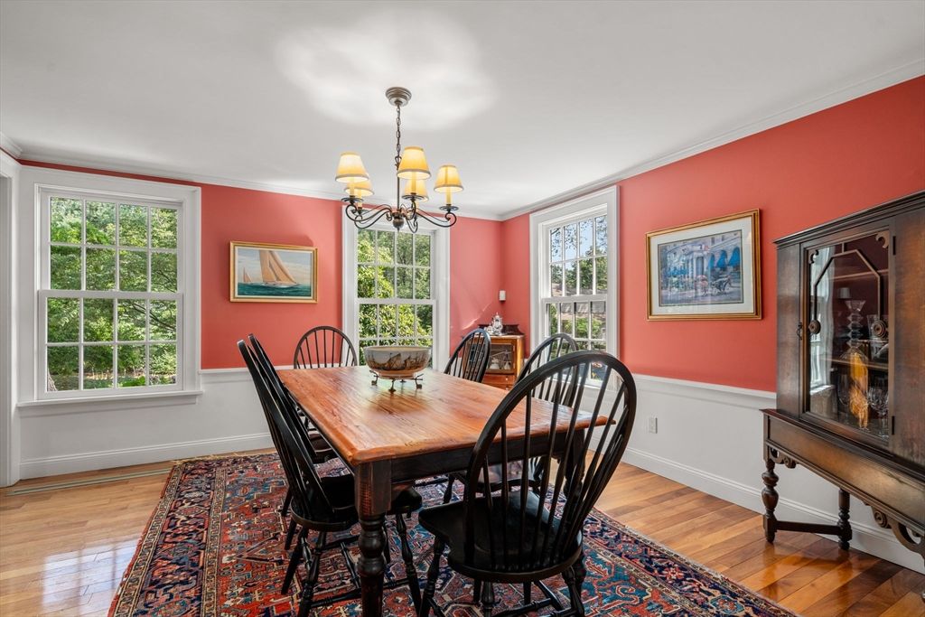Chandelier, Dining room, Interior, Wood Texture Flooring
