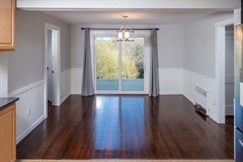 Chandelier, Empty room, Interior, Pendant Lights, Wood Texture Flooring