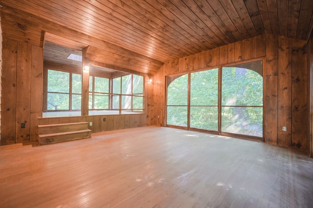 Empty room, Interior, Wooden Ceilings, Wood Texture Flooring, Wooden Walls