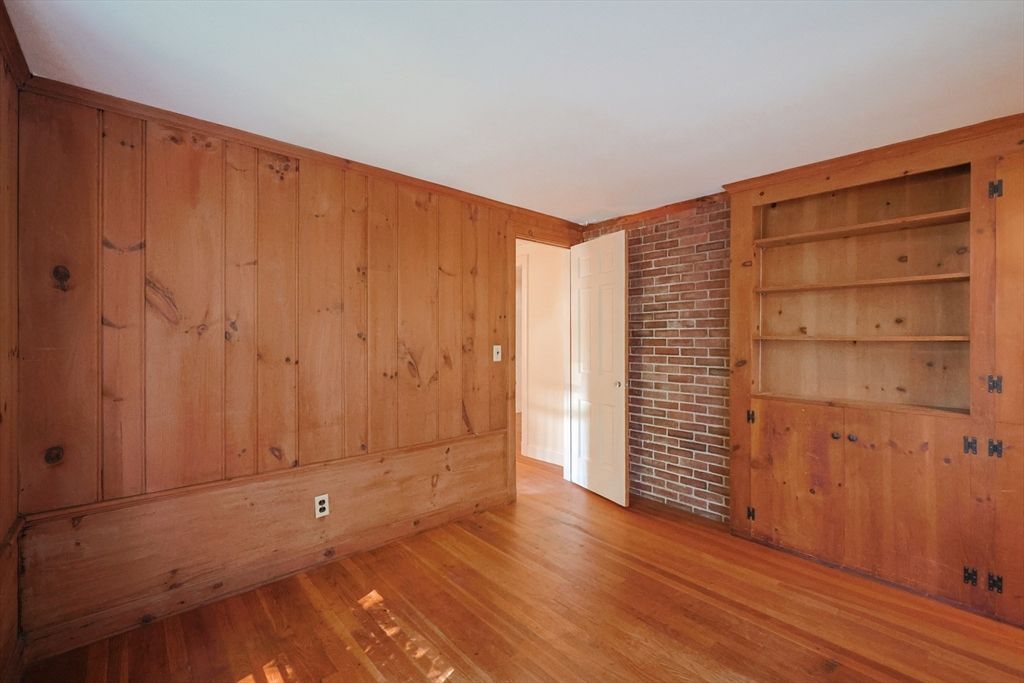 Empty room, Interior, Stone Walls, Wood Texture Flooring, Wooden Walls