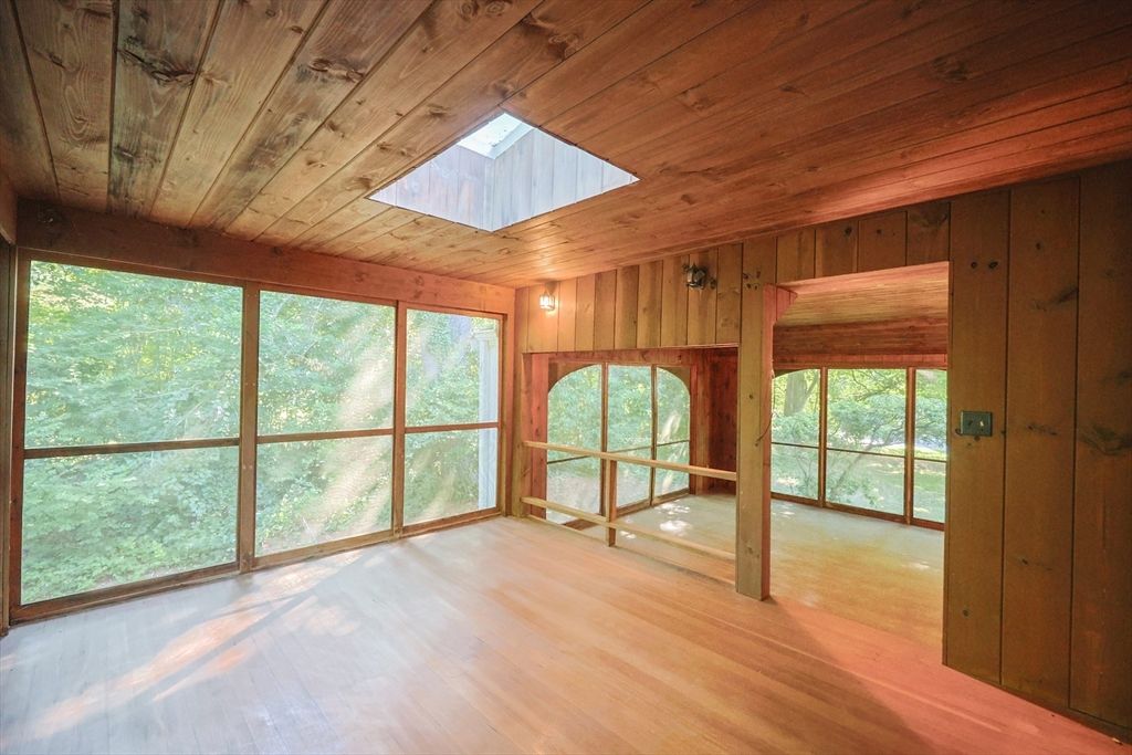 Empty room, Interior, Wooden Ceilings, Wood Texture Flooring, Wooden Walls