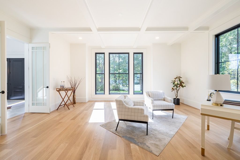 Interior, Recessed Lighting, Wood Texture Flooring