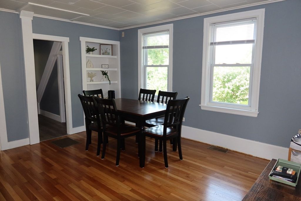 Dining room, Interior, Wood Texture Flooring