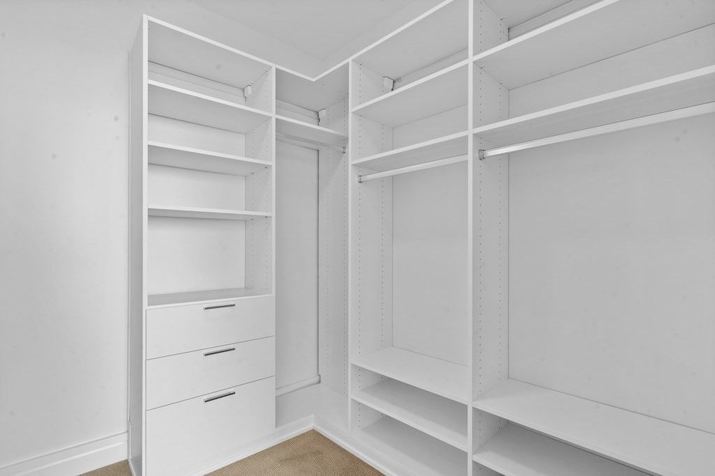 Interior, Walk-in Closets
