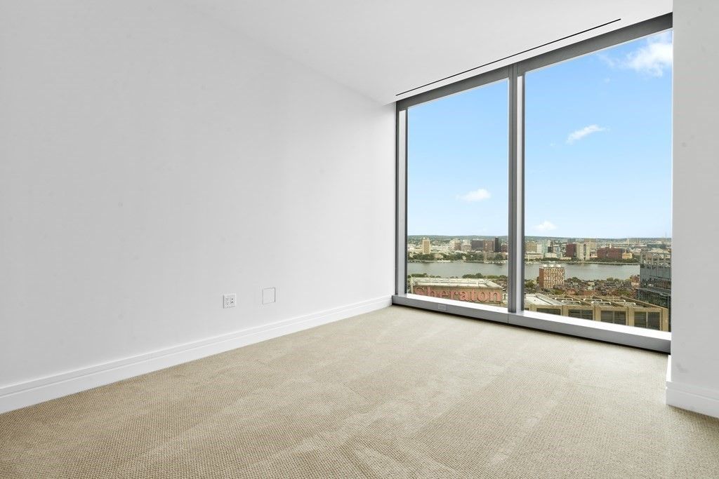 Empty room, Interior, Water