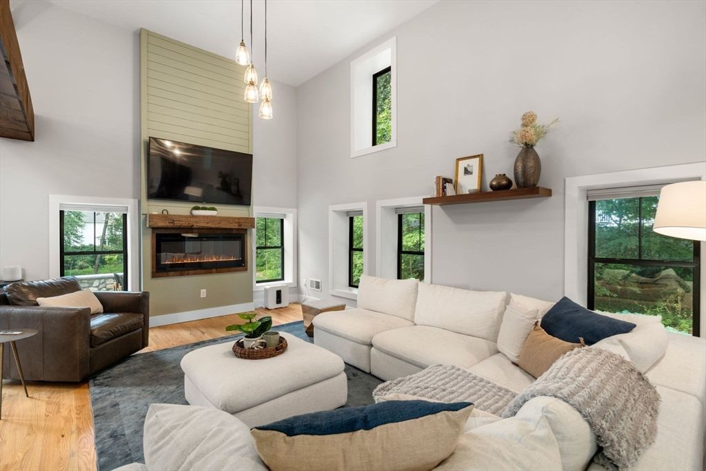 Fireplace, Interior, Living room, Pendant Lights, Wood Texture Flooring