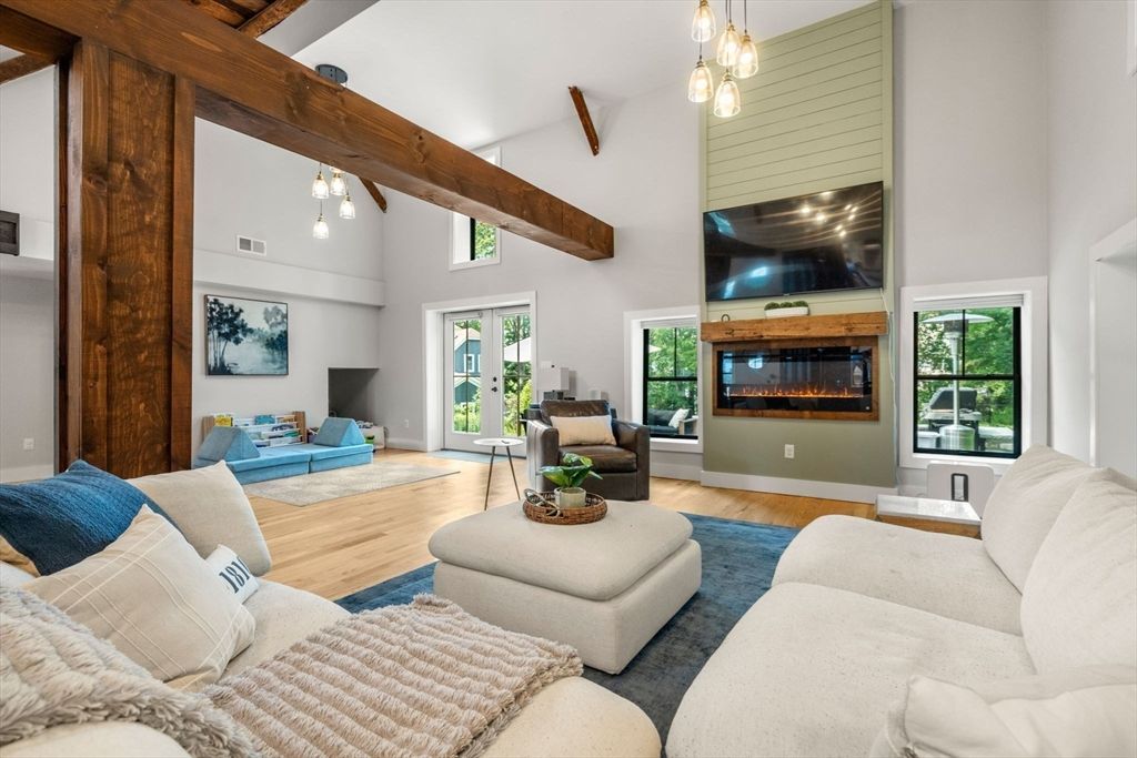 Fireplace, Interior, Living room, Pendant Lights, Wooden Beams, Wood Texture Flooring