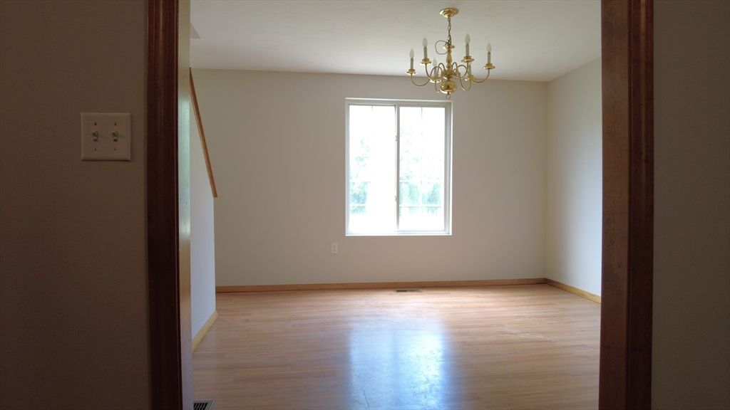 Chandelier, Empty room, Interior, Wood Texture Flooring