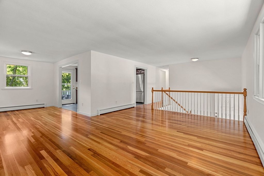 Empty room, Interior, Stainless Steel Appliances, Wood Texture Flooring