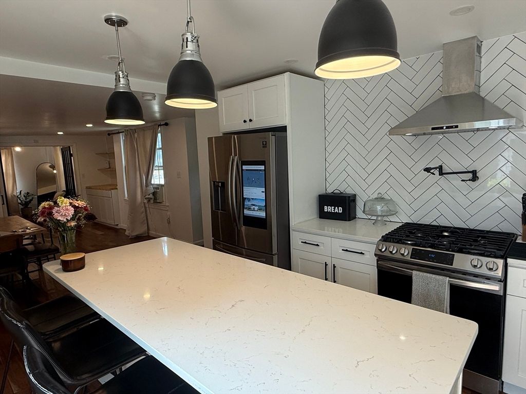 Interior, Kitchen, Pendant Lights, Recessed Lighting, Stainless Steel Appliances