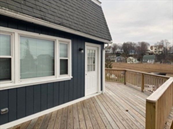 Exterior, Wood Texture Flooring