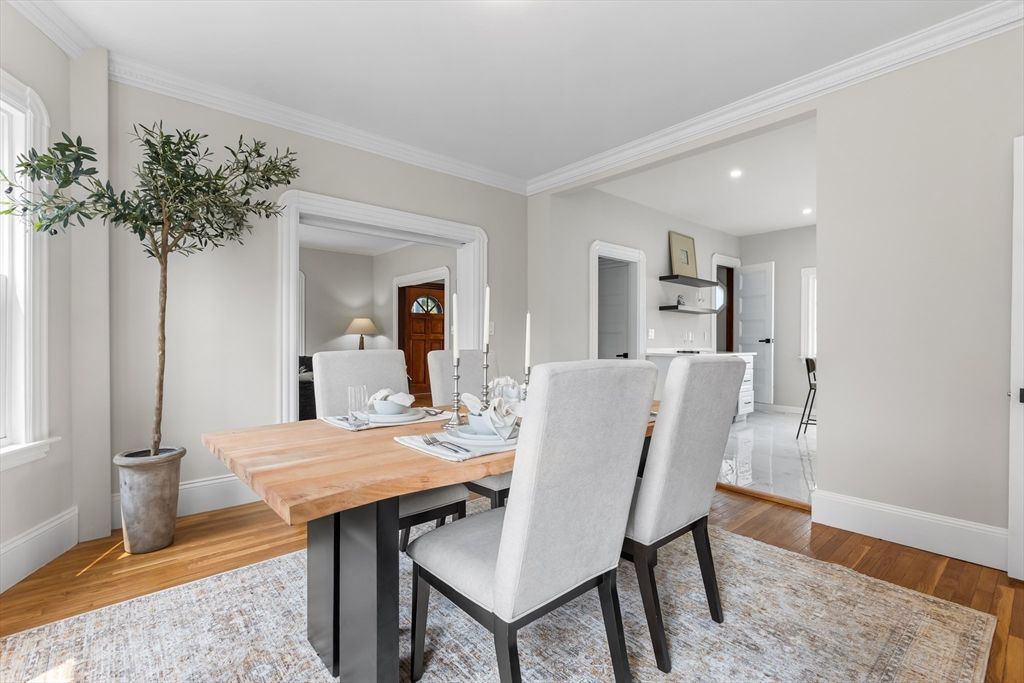 Dining room, Interior, Recessed Lighting, Wood Texture Flooring
