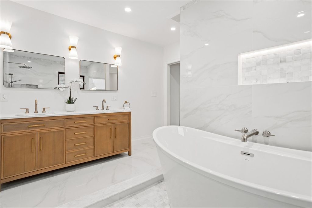 Bathroom, Dual Sink Vanities, Free Standing Baths, Interior, Marble, Marble Walls, Recessed Lighting