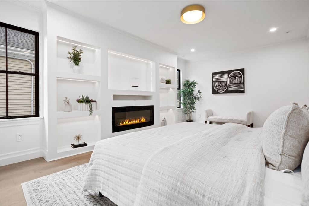 Bedroom, Fireplace, Interior, Recessed Lighting, Wood Texture Flooring
