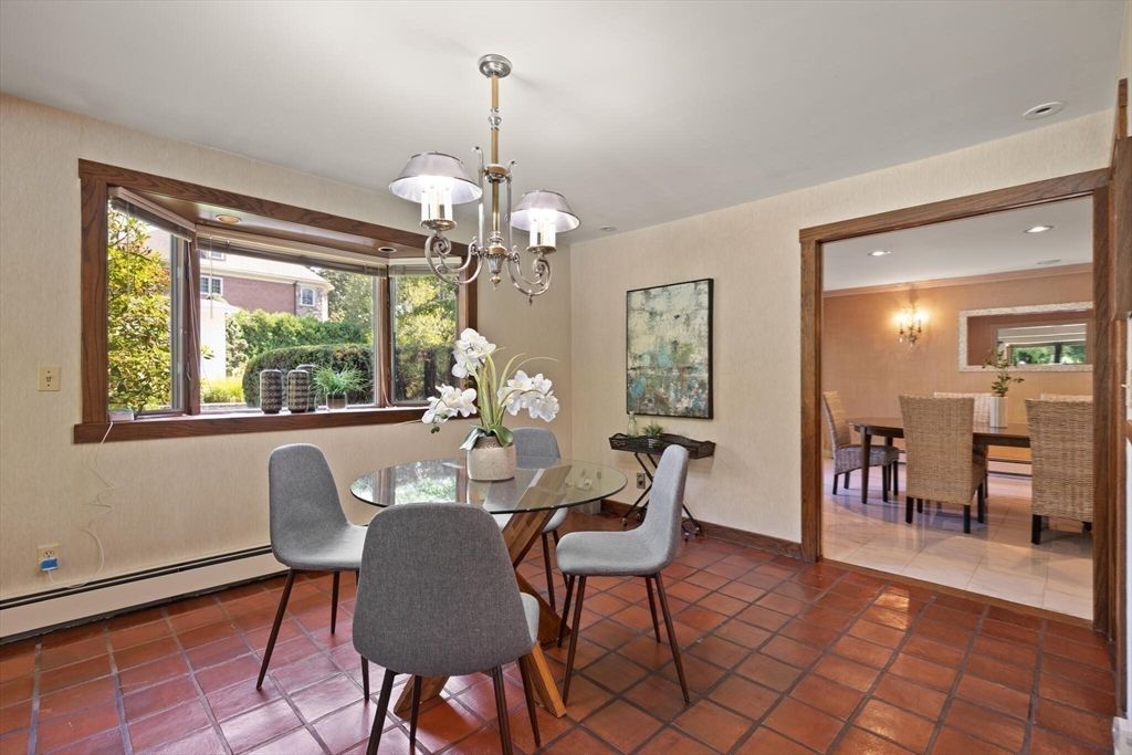 Chandelier, Dining room, Interior, Recessed Lighting