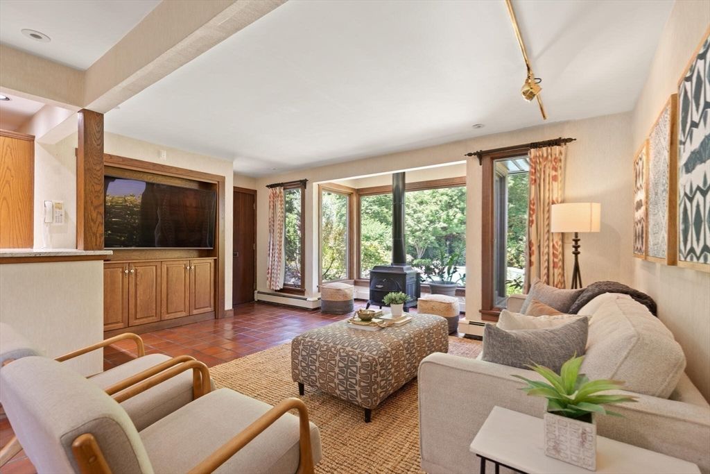 Interior, Living room