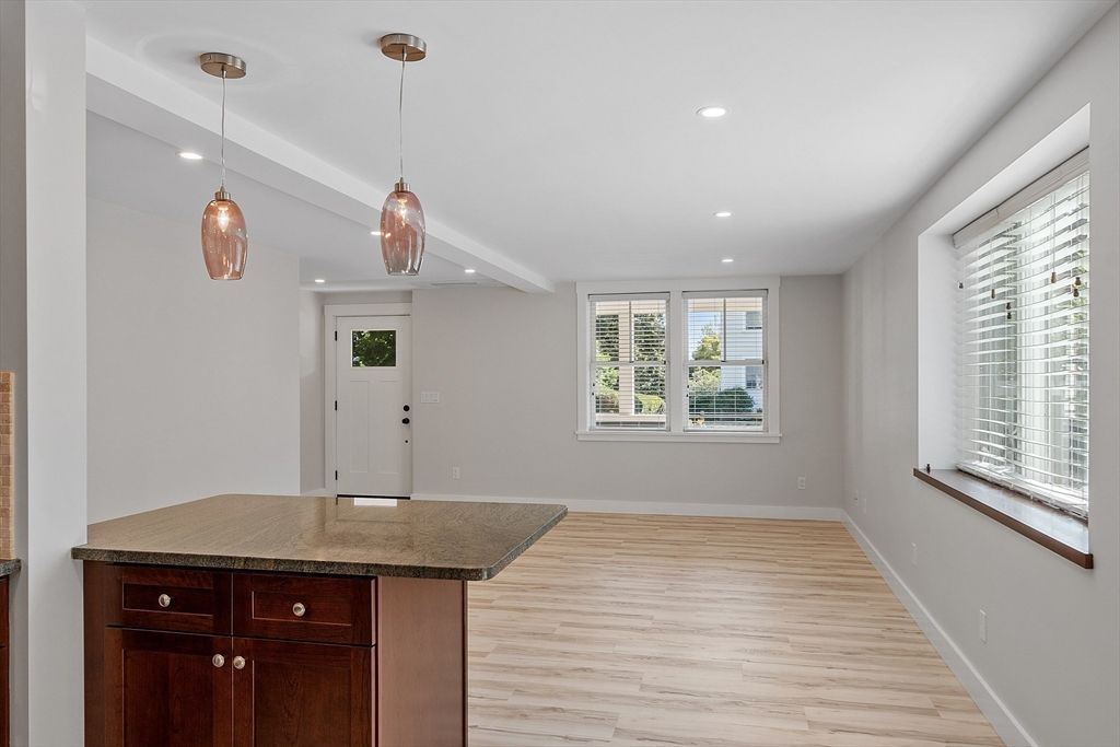 Interior, Pendant Lights, Recessed Lighting, Wood Texture Flooring