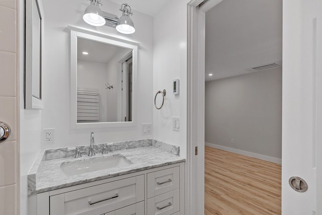 Bathroom, Interior, Recessed Lighting, Wood Texture Flooring