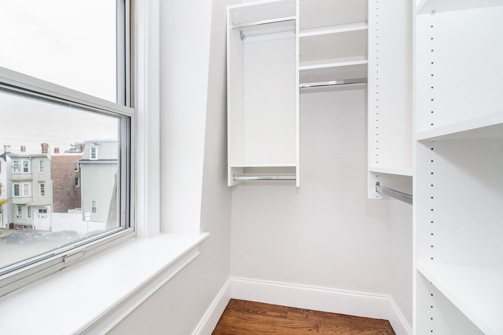 Interior, Walk-in Closets, Wood Texture Flooring