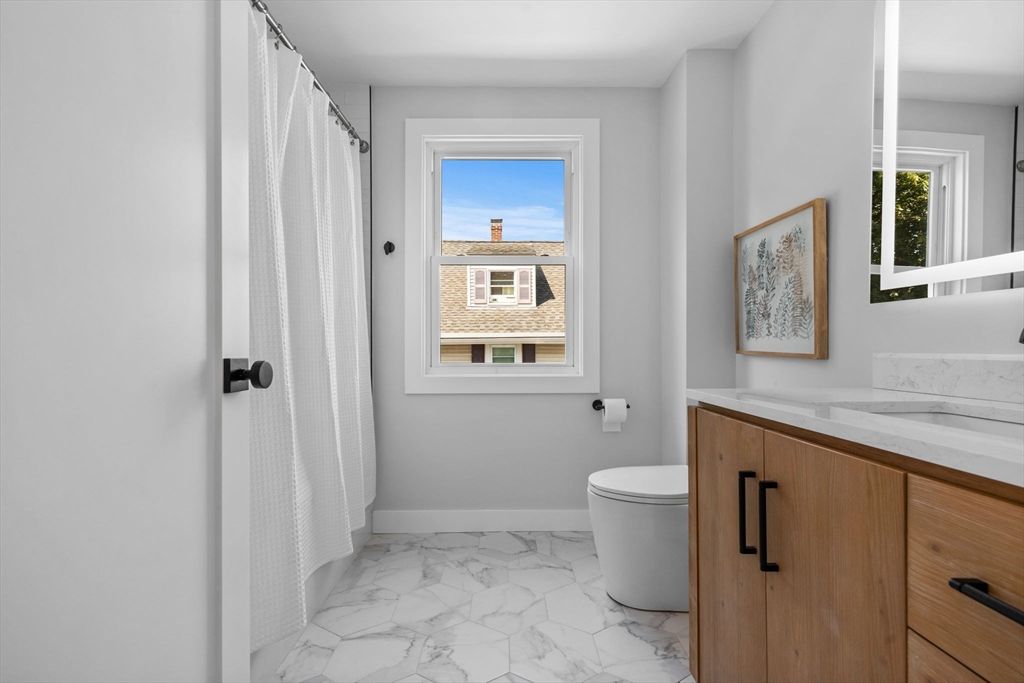 Bathroom, Interior, Marble, Water