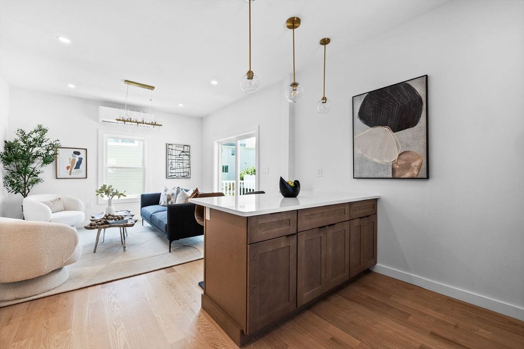 Interior, Living room, Pendant Lights, Recessed Lighting, Wood Texture Flooring