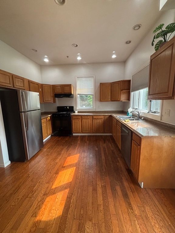 Interior, Kitchen, Recessed Lighting, Wood Texture Flooring