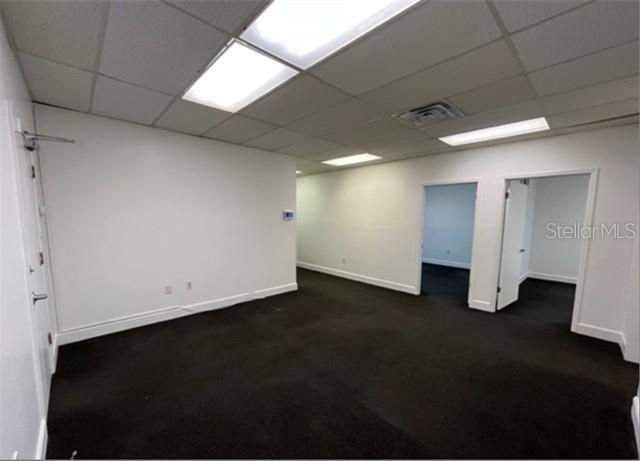Empty room, Interior, Recessed Lighting