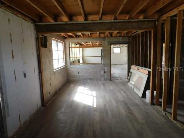 Empty room, Interior, Wooden Beams, Wooden Ceilings, Wood Texture Flooring