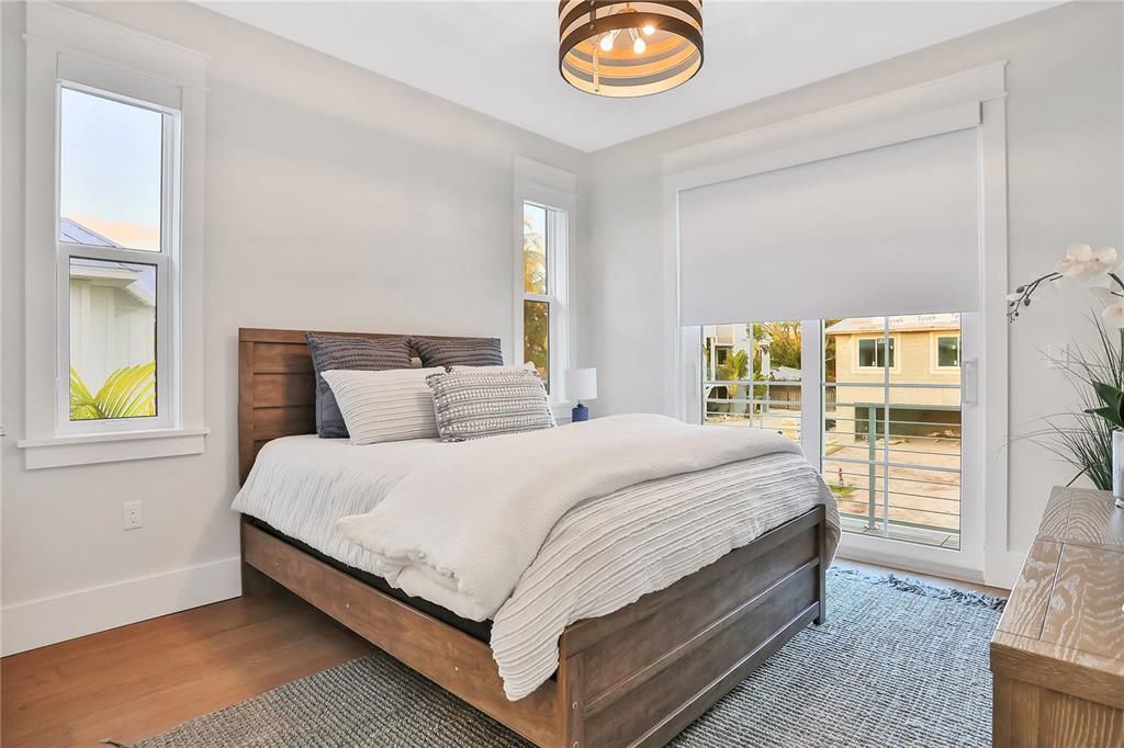 Bedroom, Interior, Pendant Lights, Wood Texture Flooring