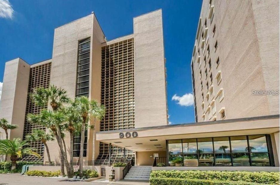 Exterior, Facade, Condo Building