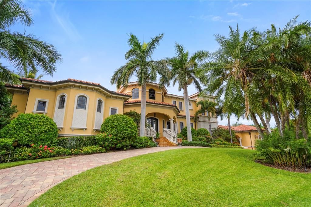 Backyard, Exterior, Facade, Mediterranean