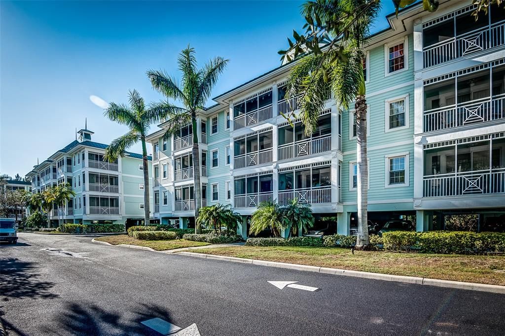 Exterior, Facade, Condo Building