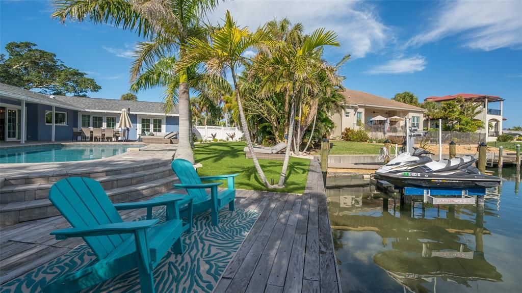 Exterior, Lake, Pool