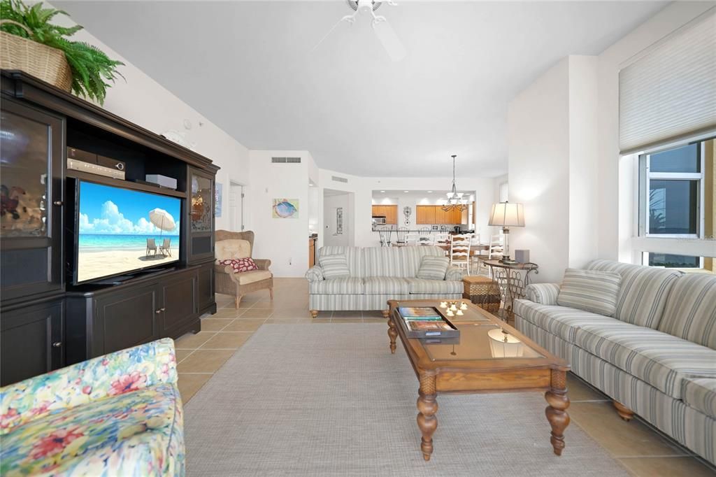 Interior, Kitchen, Living room, Pendant Lights, Recessed Lighting