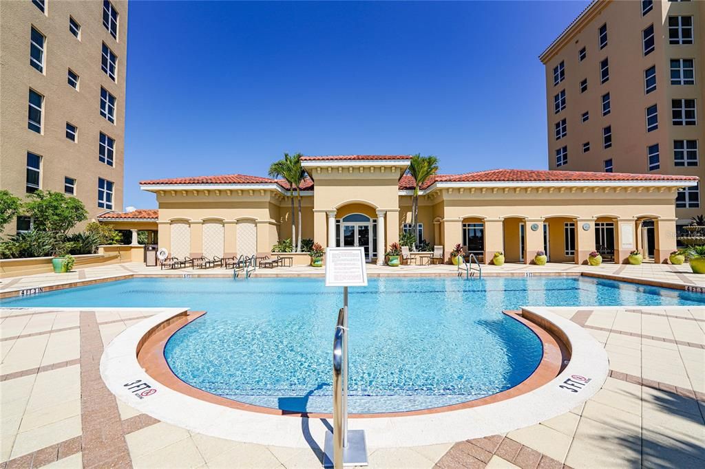 Exterior, Pool