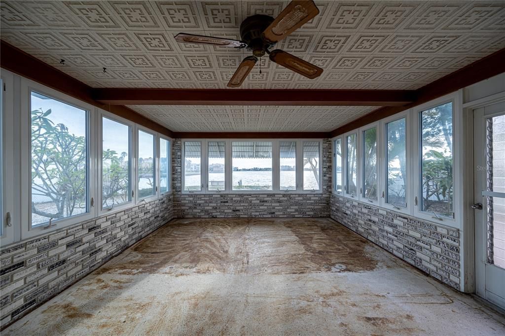 Empty room, Interior, Sun Room