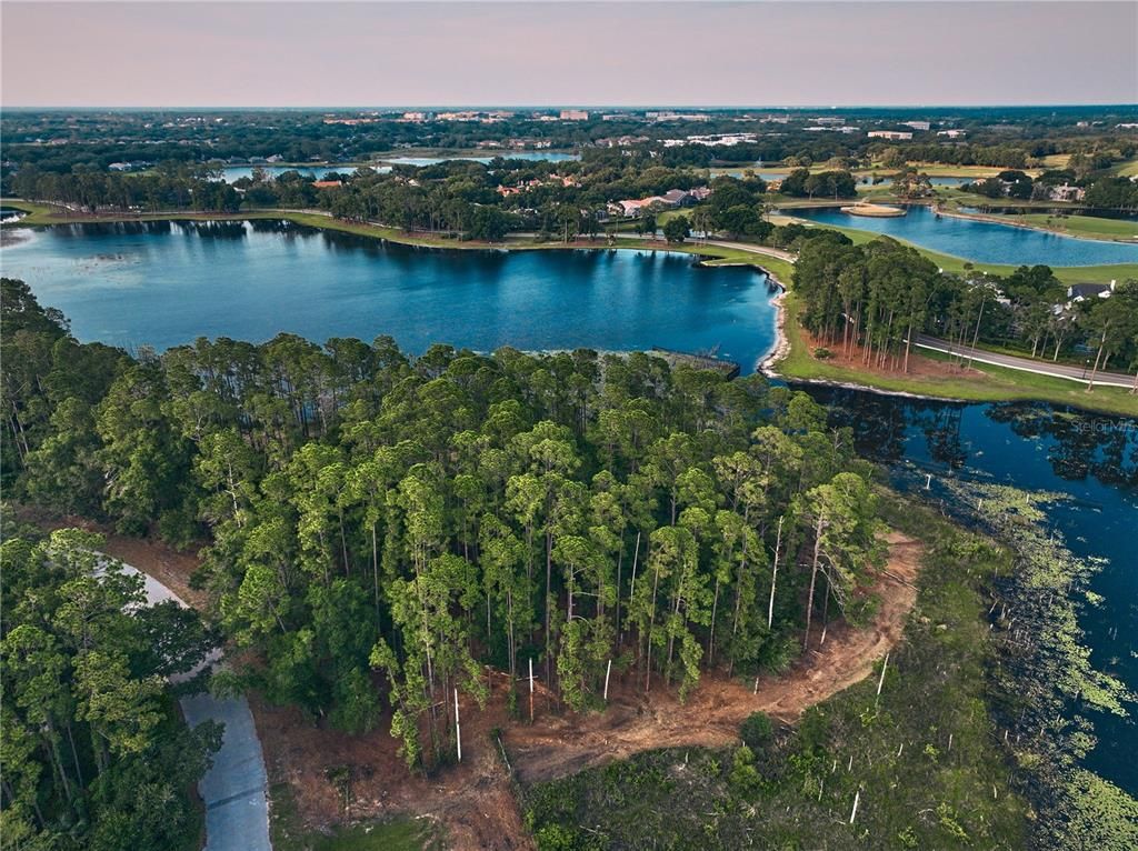 Exterior, Lake