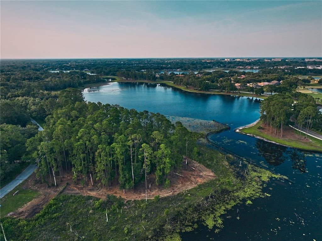 Exterior, Lake