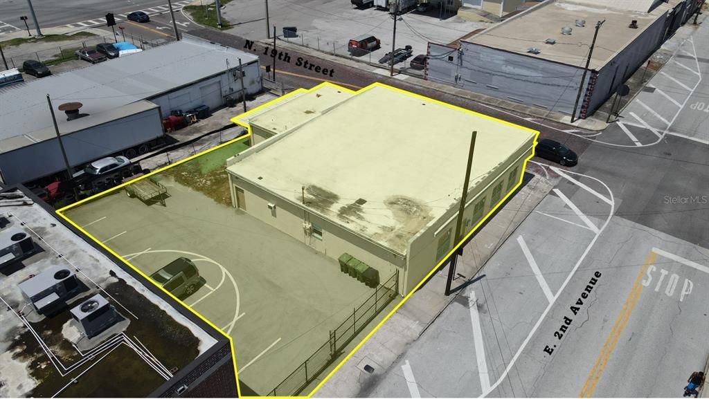 Exterior, Drone