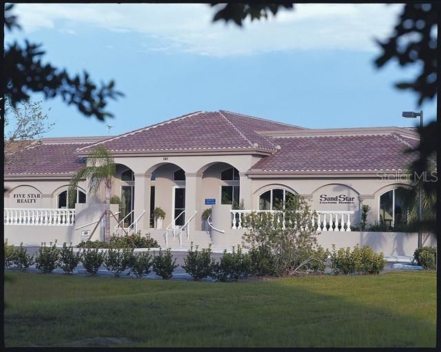 Exterior, Facade, Mediterranean
