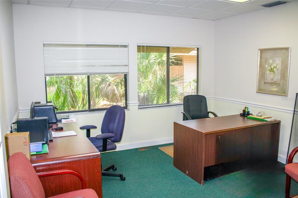 Home Office, Interior