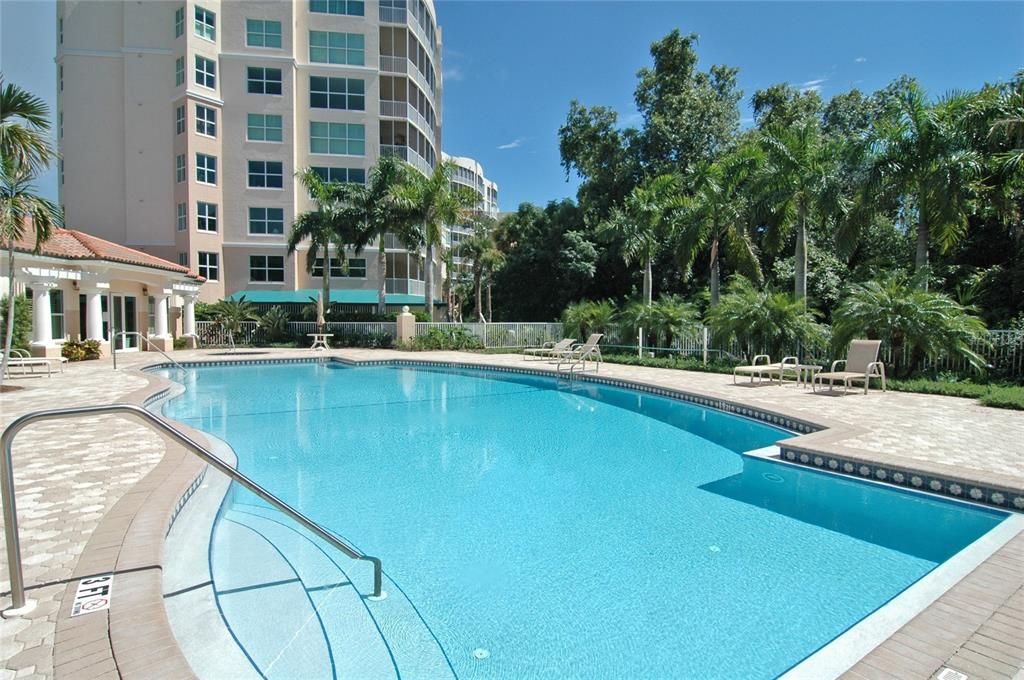 Exterior, Pool