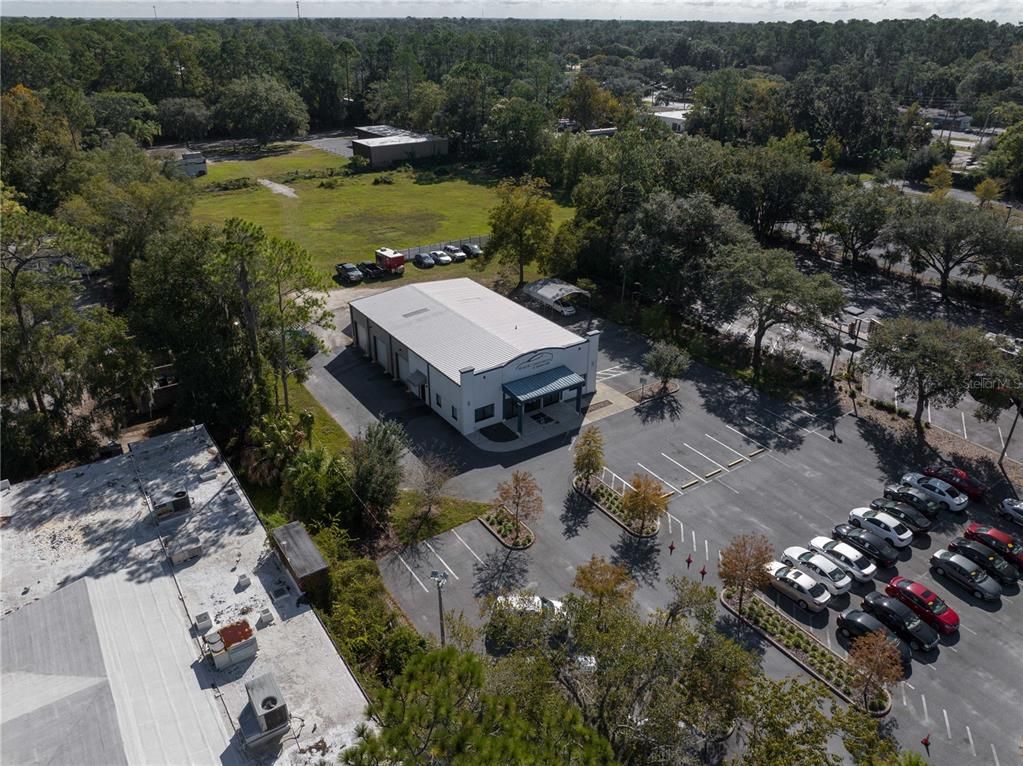 Exterior, Drone