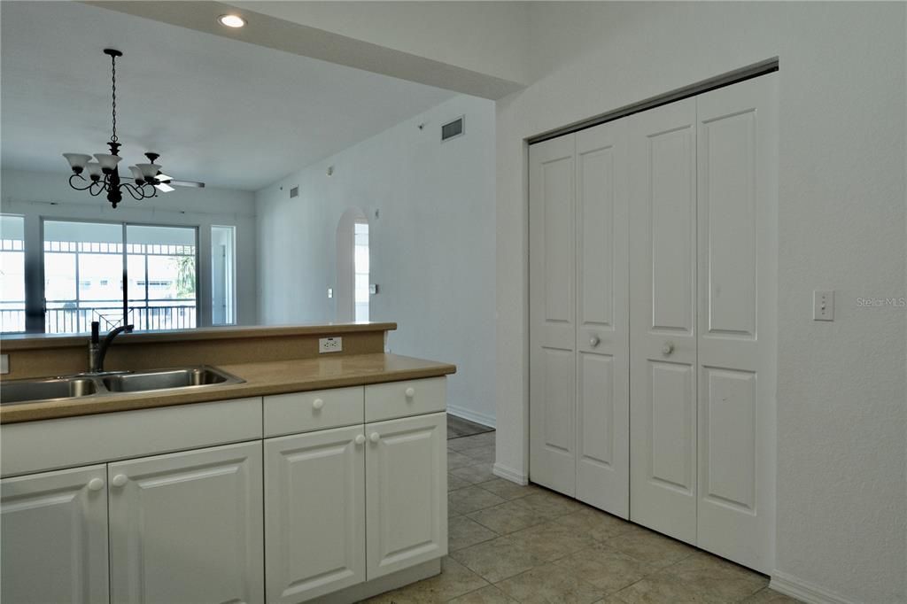 Chandelier, Interior, Kitchen, Recessed Lighting