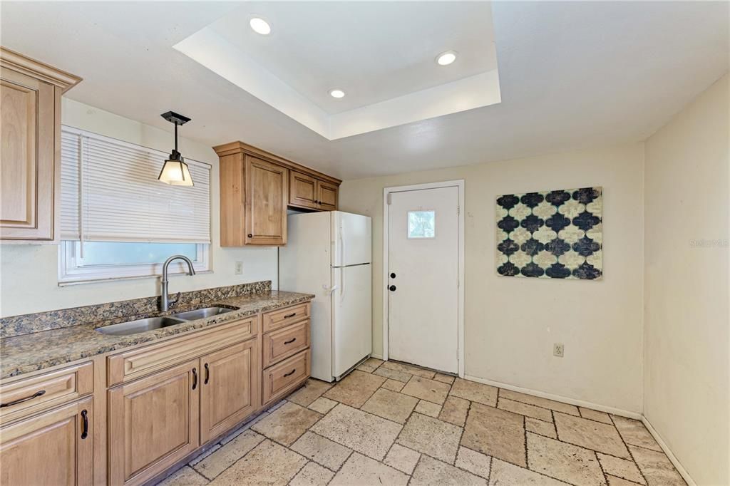 Interior, Kitchen, Pendant Lights, Recessed Lighting