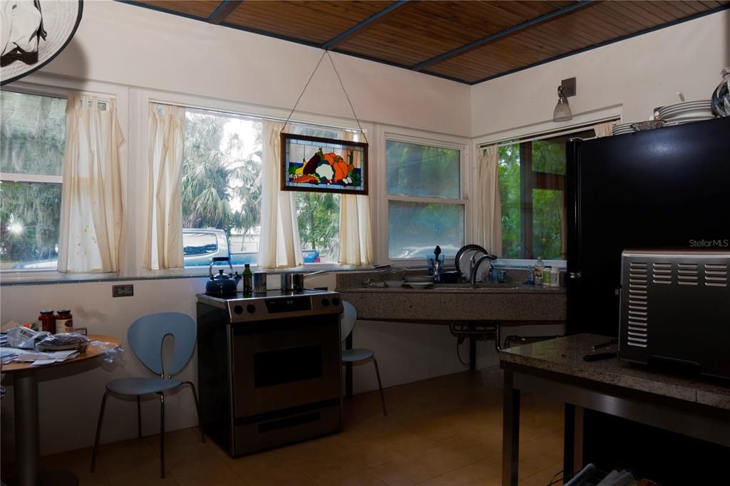 Home Office, Interior, Wooden Ceilings